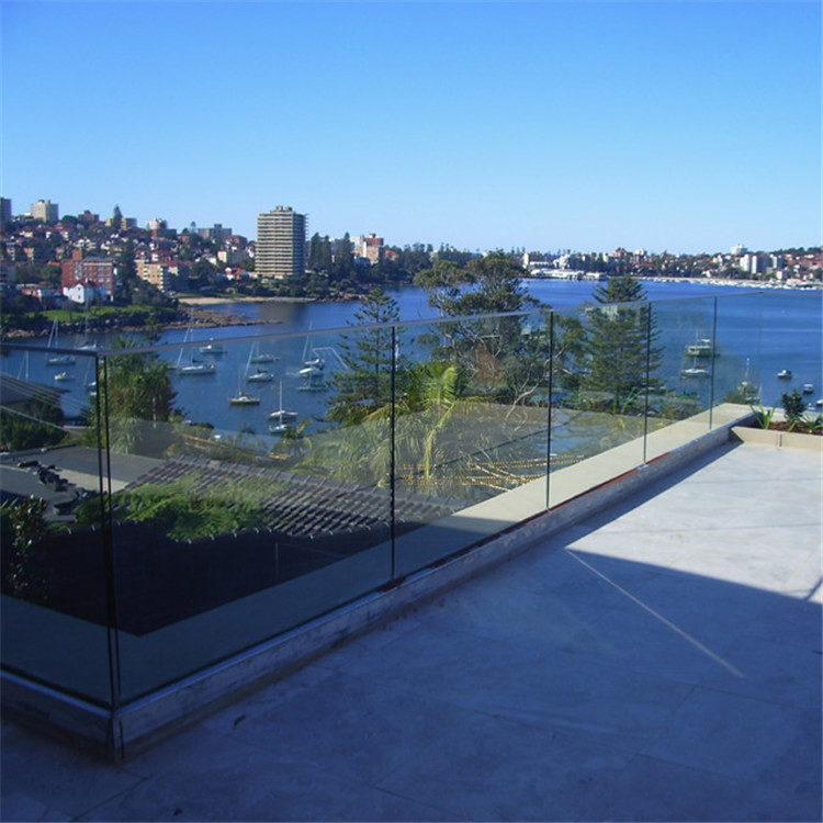 Aluminum U Channel Glass Railing for Frameless