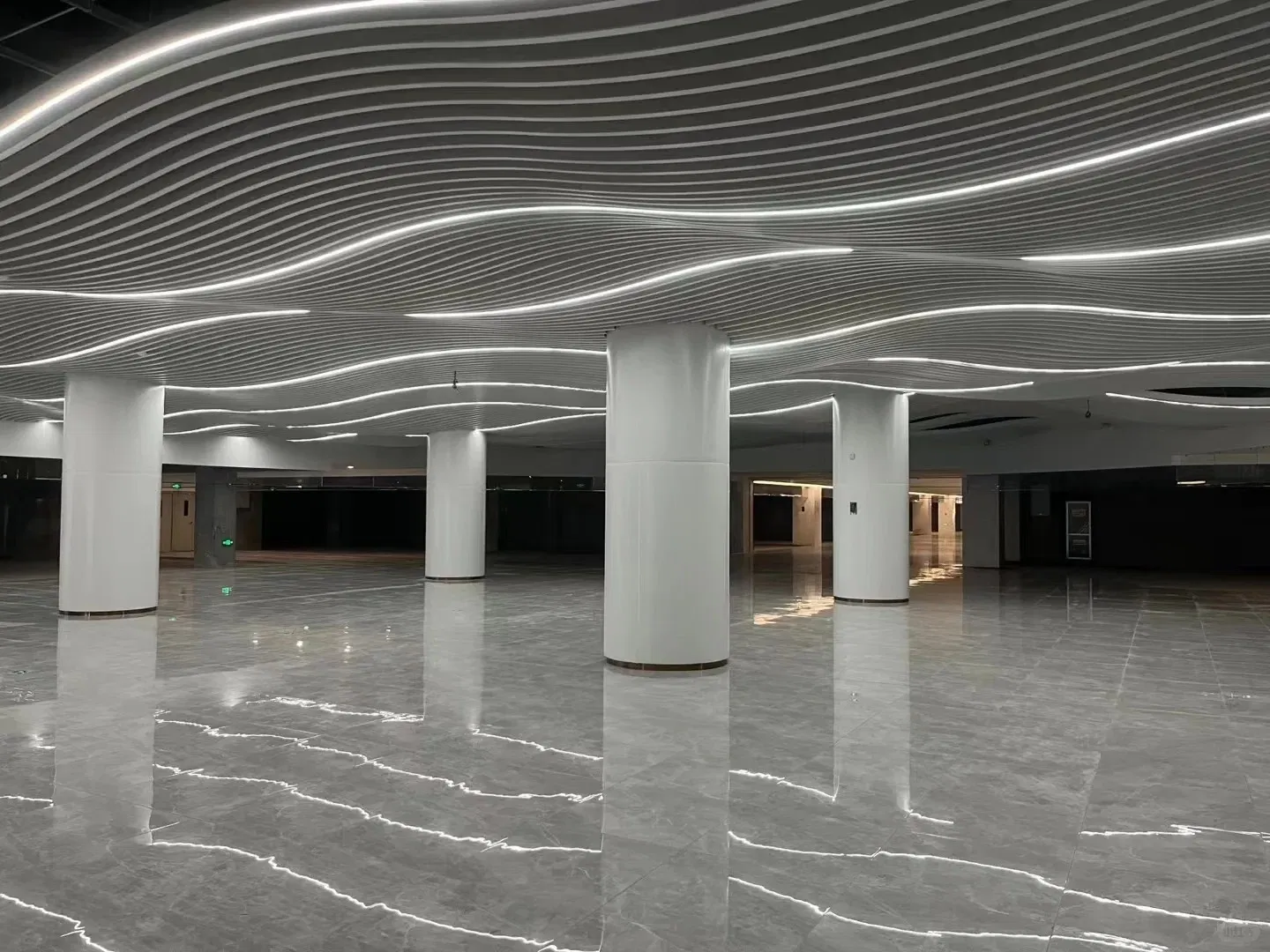 Multi-Scene Metal Ceiling Tiles for Stylish Interior Design Aluminium Ceiling Building Material