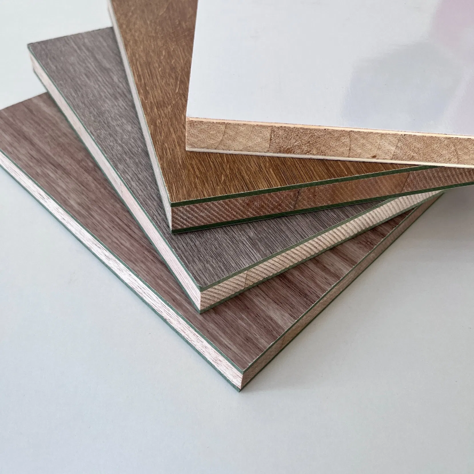 Paulownia Wood Melamine Faced Blockboard for Furniture