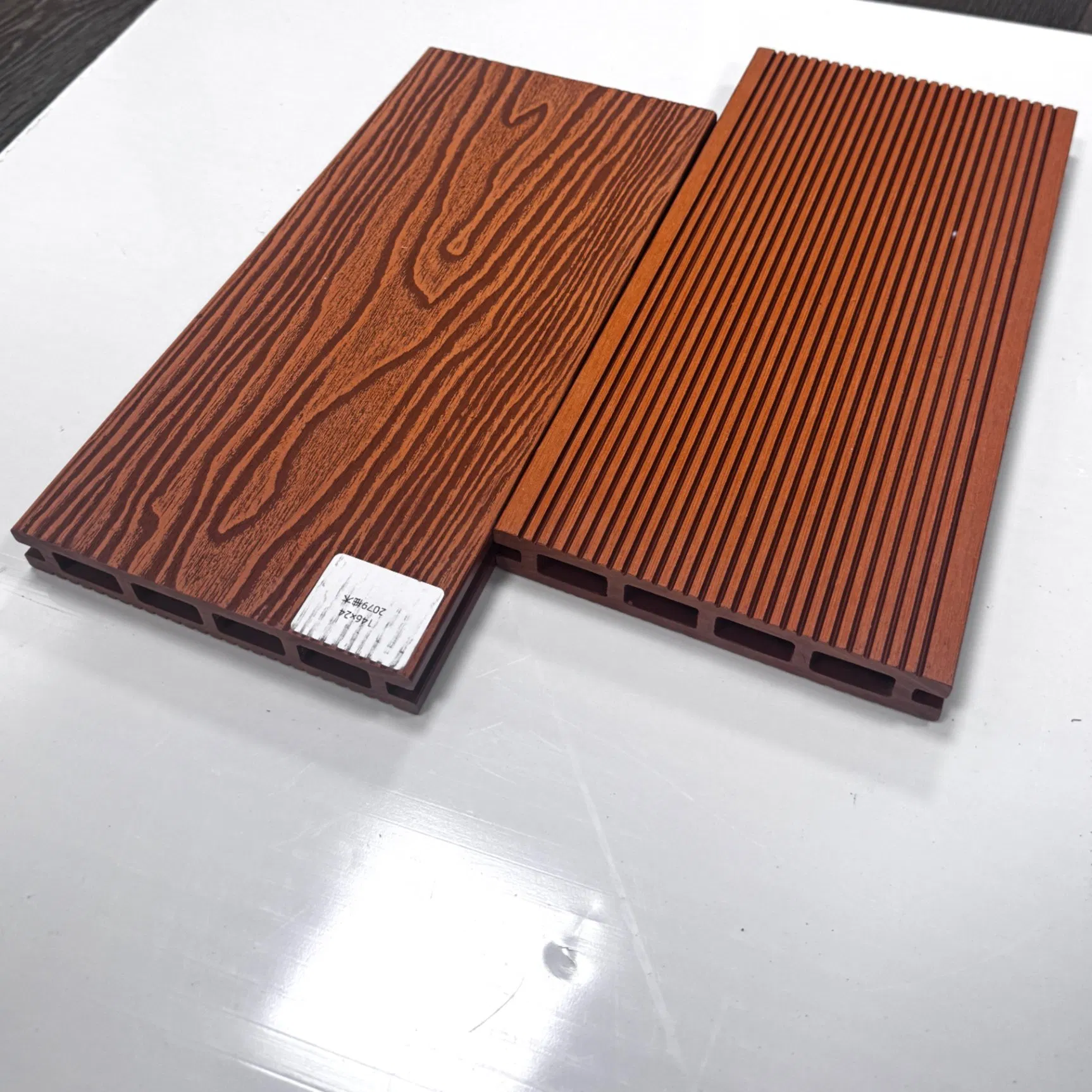 Outdoor 140*23mm Wood Grain Hollow Wood Plastic Composite Flooring Deep Embossing Decking