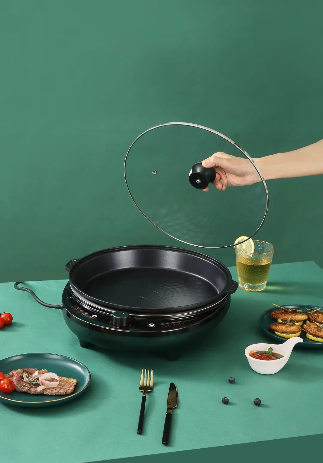 Electric Barbecue Grill with Reverable Pan Non-Stick Coating