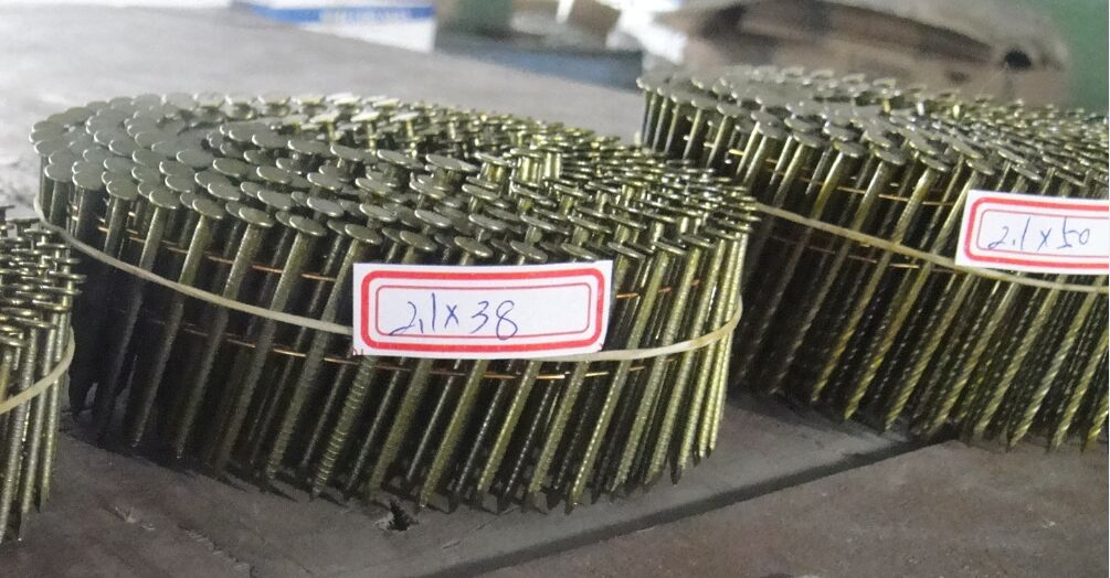 Пневматический гвоздезабиватель (Coil Nailer) для мебели