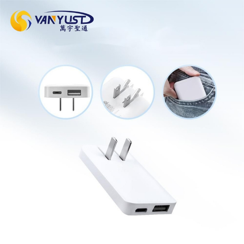 Портативное зарядное устройство GaN 65W, складная вилка