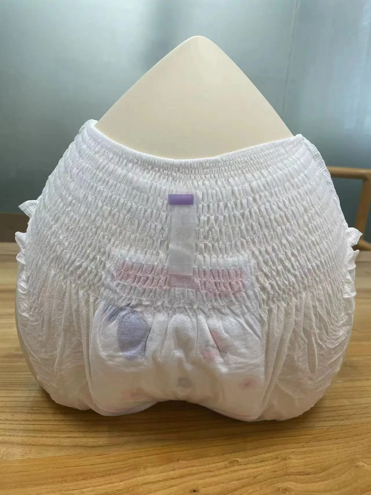 China Production Factory Direct Supply Ultra Absorbent Super Soft Disposable Menstrual Pants / Menstrual Panties / Period Panties for Heavy Flow