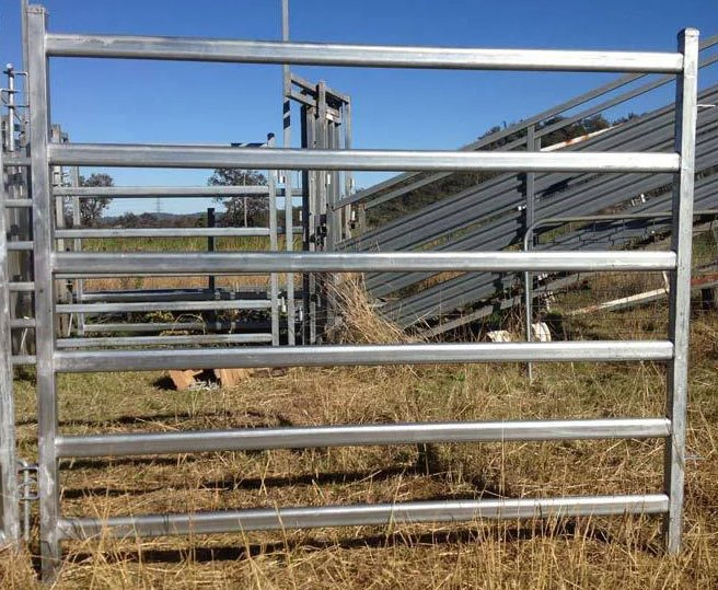 Farm Fence Cattle Yard Equipment