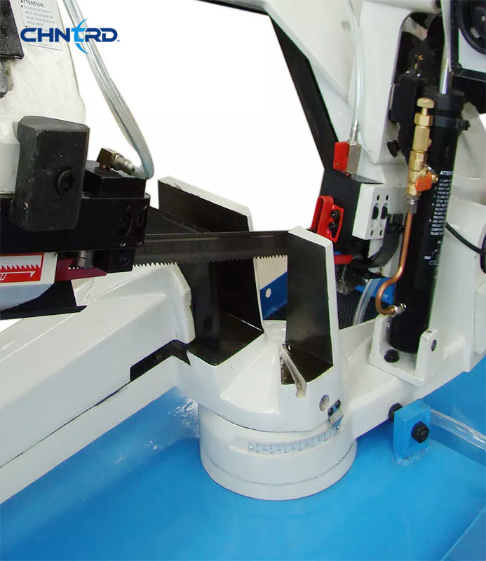 Станок ленточнопильный по металлу 23 см BS-260G