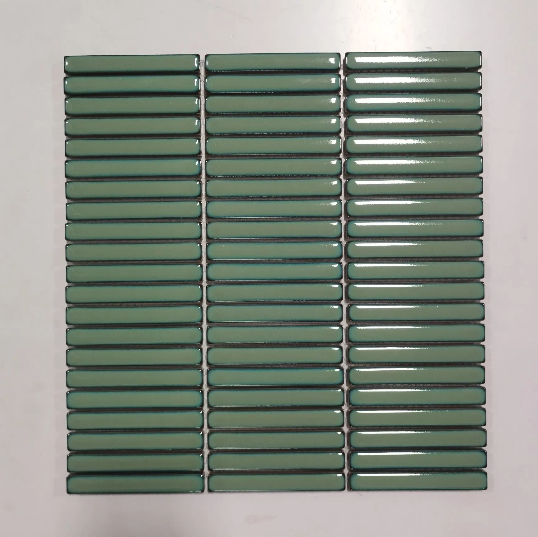 Элегантная фарфоровая мозаика для современного интерьера