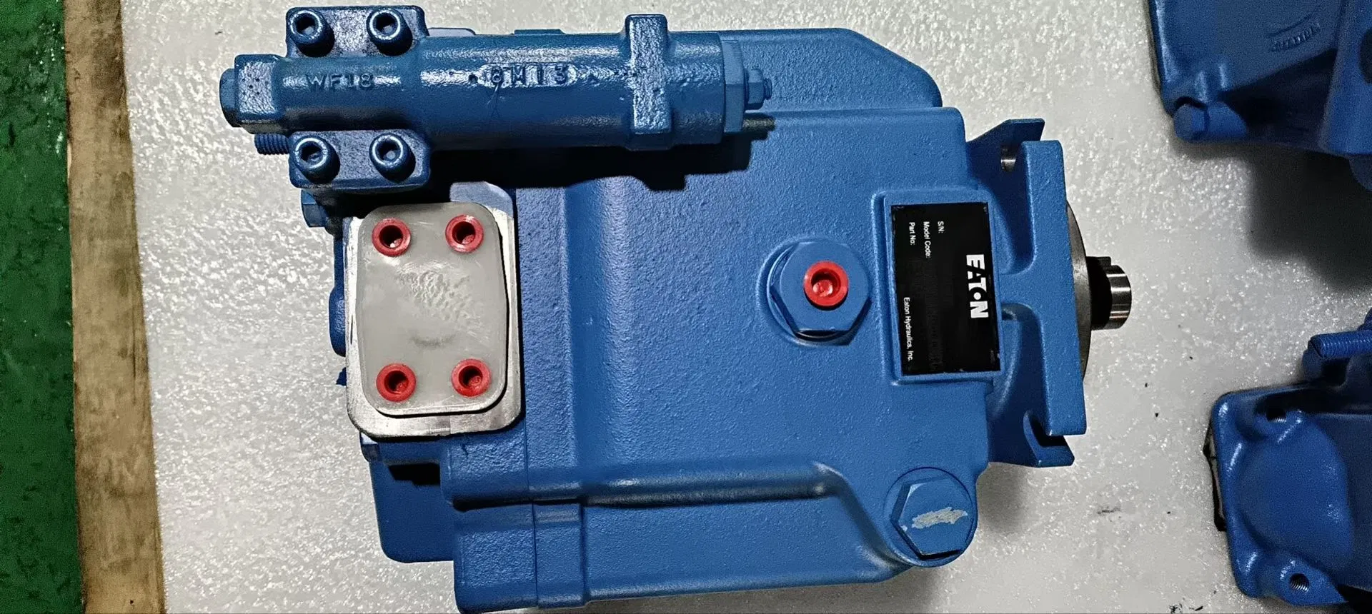 Гидравлический аксиально-поршневой насос Vickers PVH