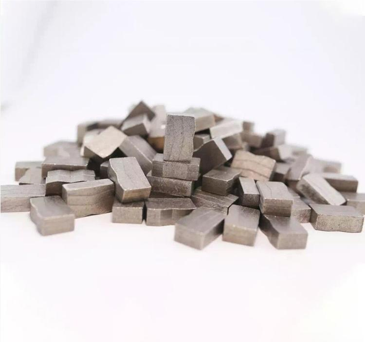 High Speed Diamond Segment Large Cutting Blades 2000 mm 2500 mm Granite Quarry Saw M Shape Segment