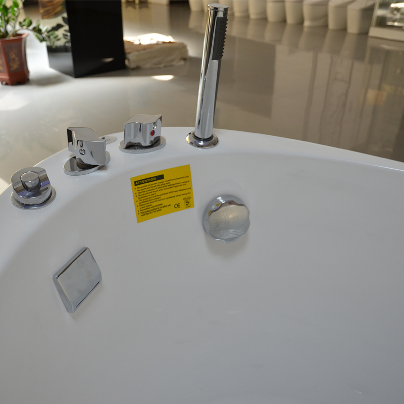 Экологичная детская ванна 120 см с гидромассажем