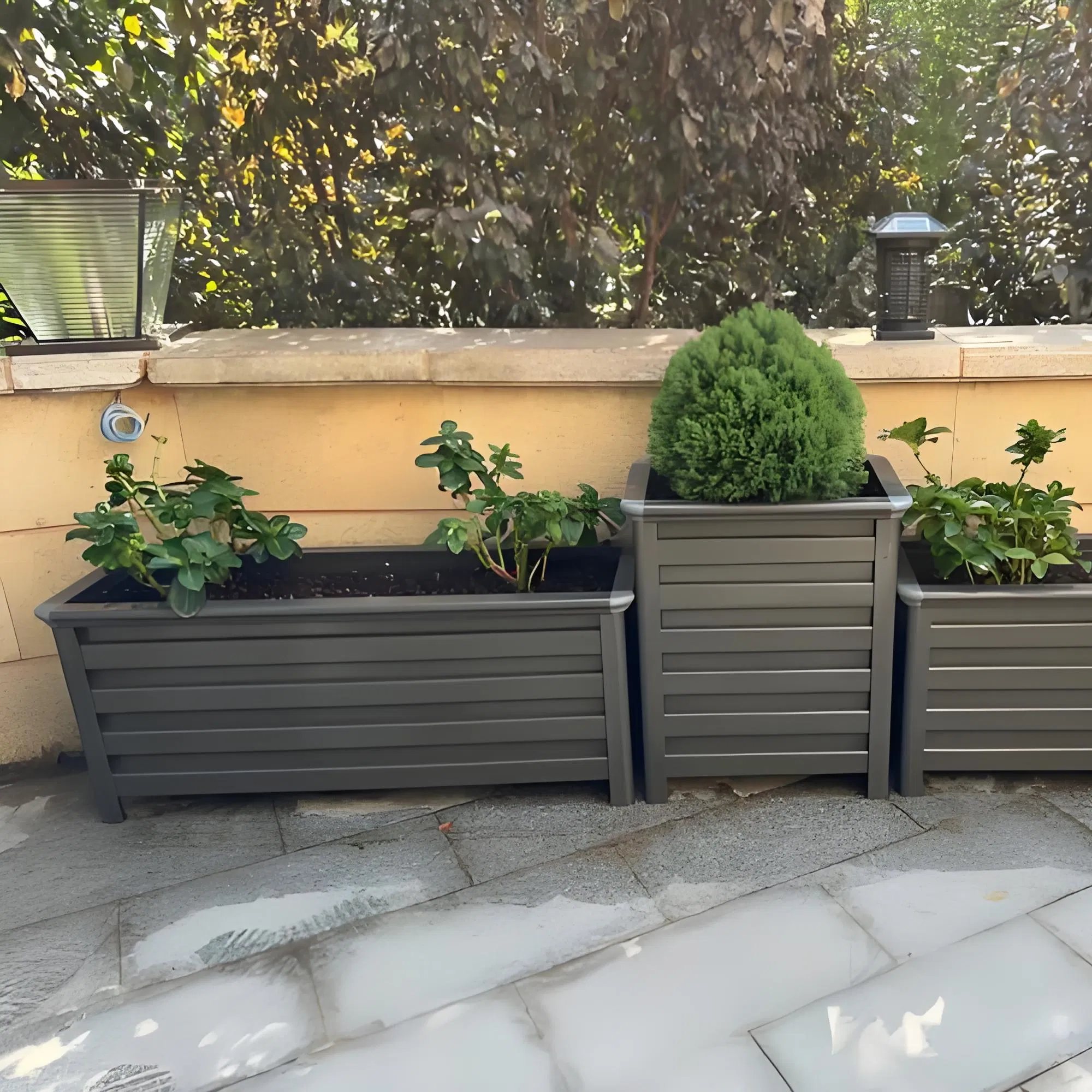 Attractive Aluminum Planter Box for Eye-Catching Home Decoration