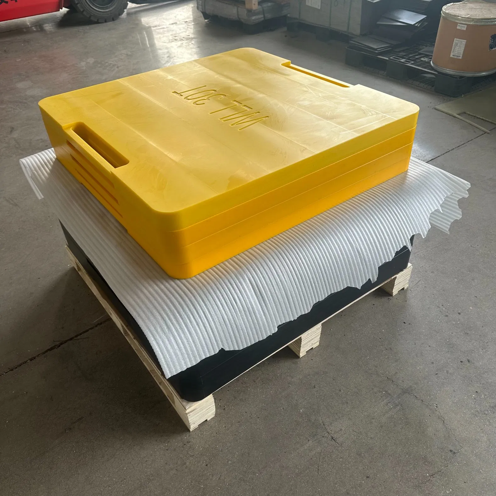 Customized HDPE Sheet Construction Temporary Ground Protection Mat HDPE 4X8FT 2-25mm Customized PVC Sheet Factory Sandwich Plastic Board UHMWPE Outrigger Sheet