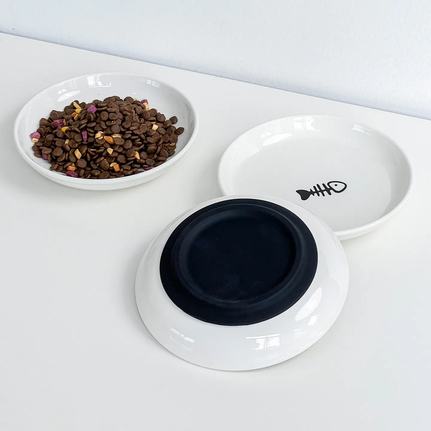 Ceramic Cat Water Bowl Non Slip Pet Bowl Pet Ceramic Feeding Dish Elegant Ceramic Design