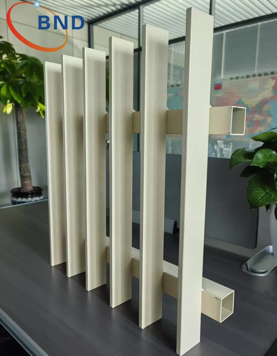 High Quality Outdoor Blade Fence Metal Garden Fence Ornamental Panels Fence Custom Fence