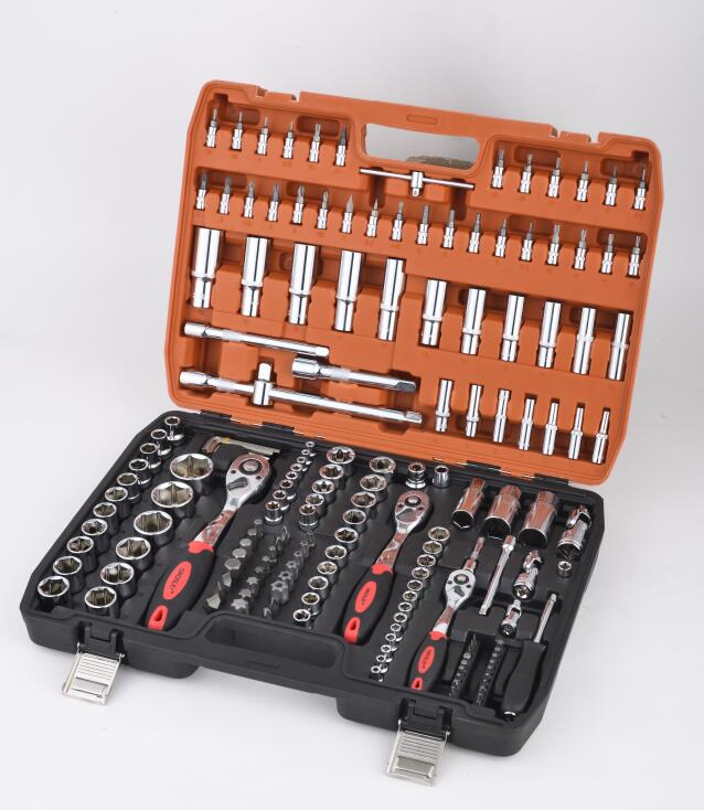 Набор инструментов 108 предметов: головки и ключи