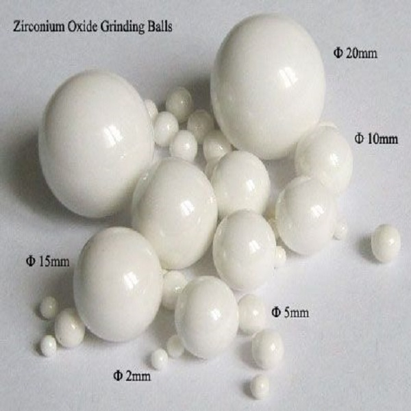 Various Usage Wear Resistance Zirconia Beads Zirconia Zro2 Balls for Grinding