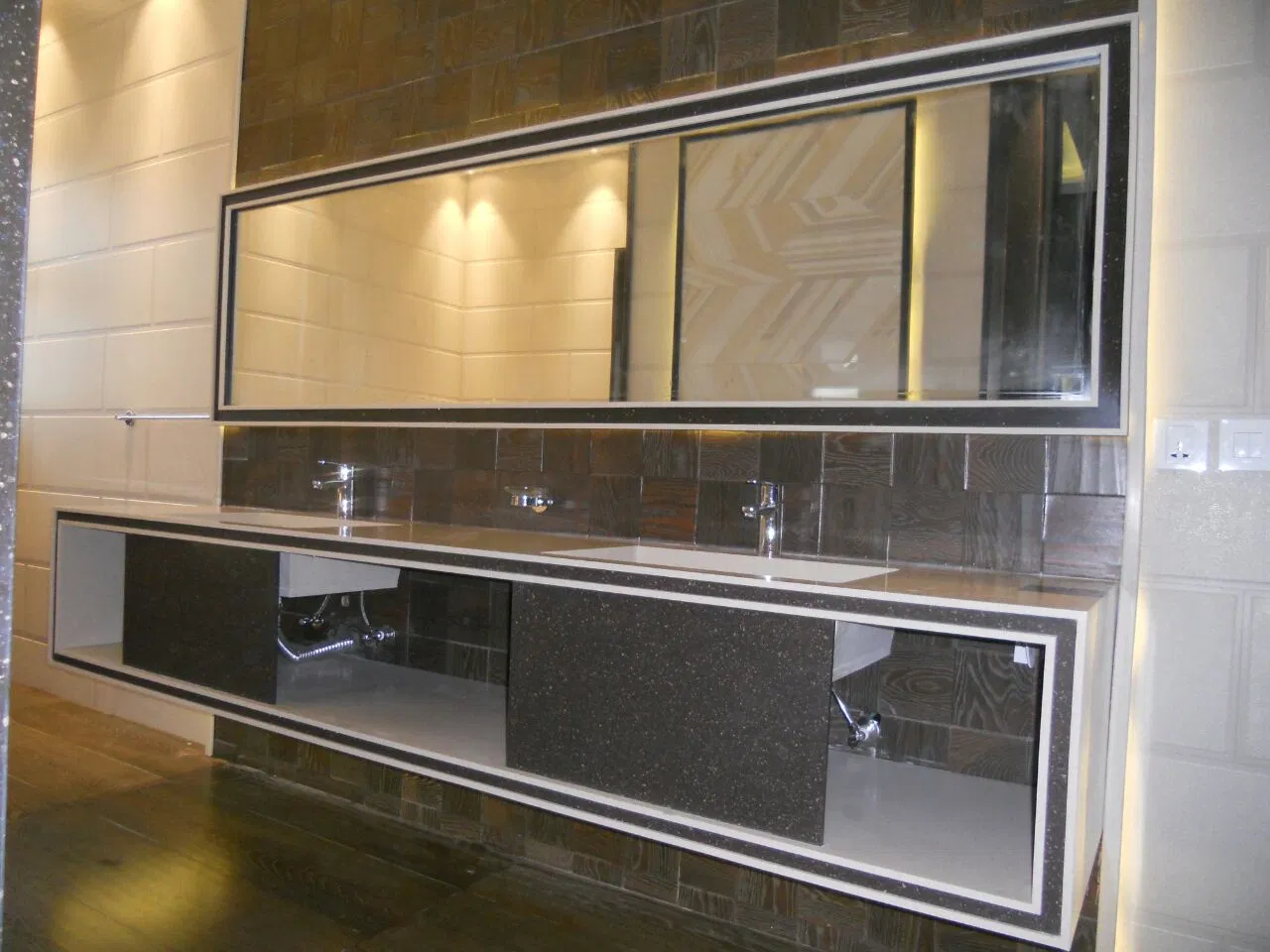 Premium Custom Solid Surface Countertop with Integrated Hotel Sink