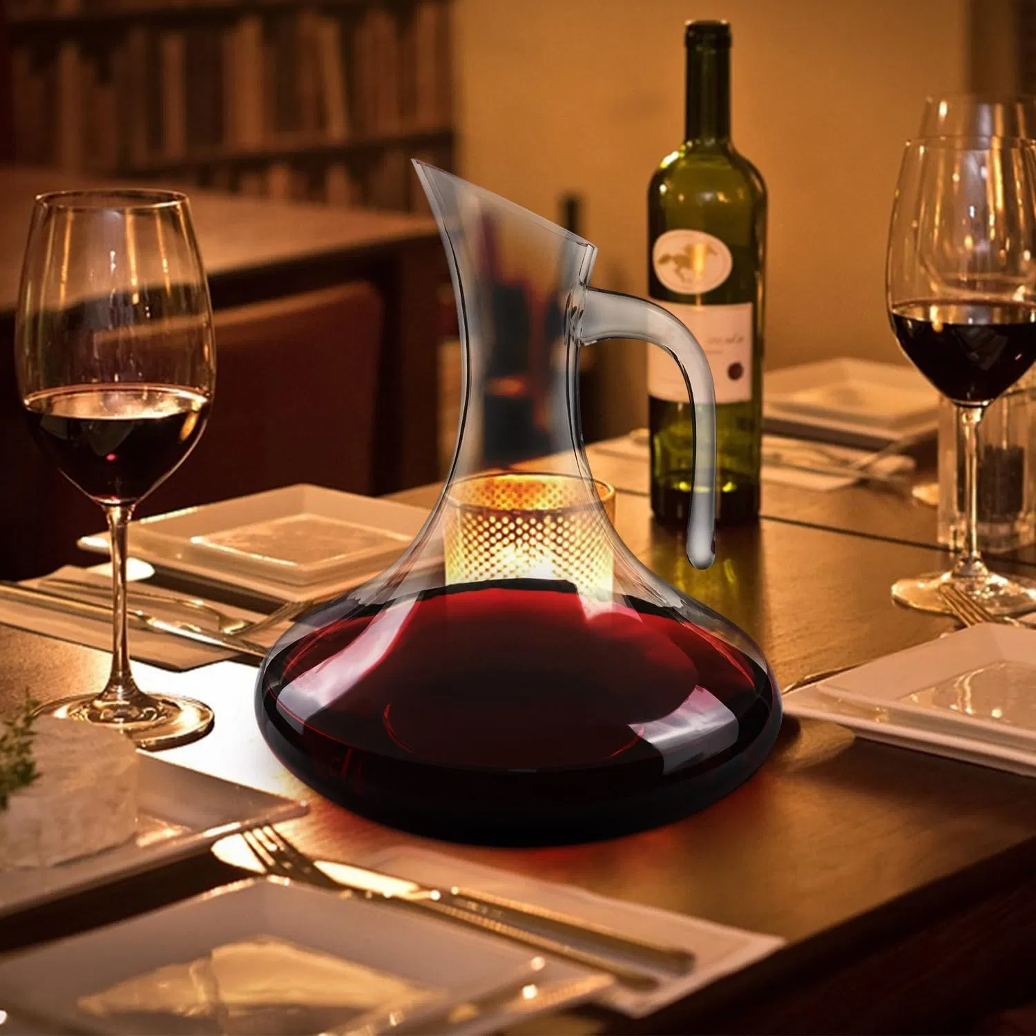 900ml 1000ml 1200ml High Transparency Transparent Wide Base Elegant Design Slanted Spout Custom Large Red Wine Decanter for Begonia