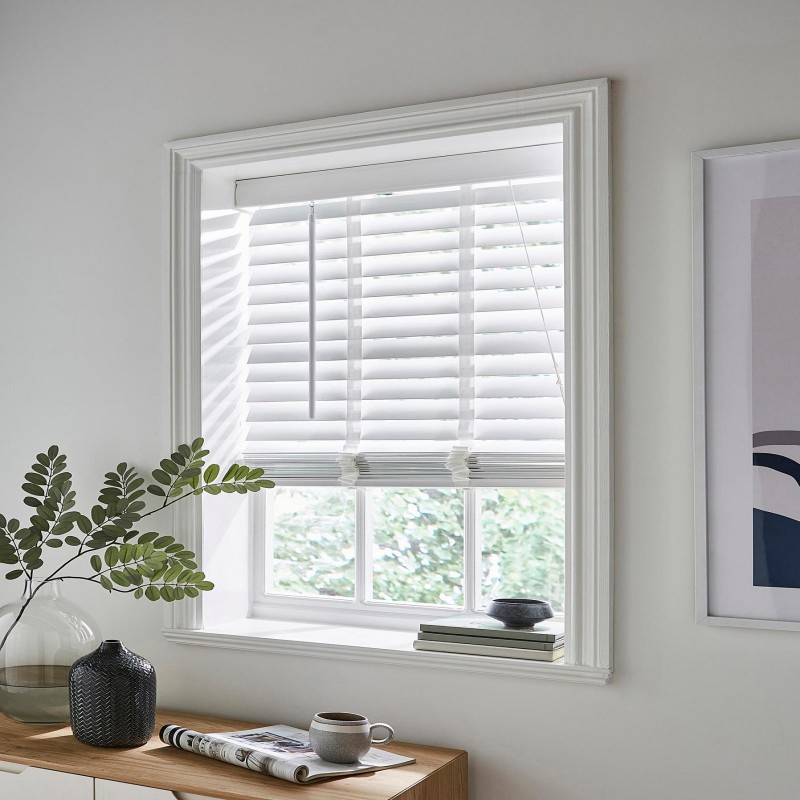 Full Blackout Day and Night Vinyl 25mm Slat Venetian Blind