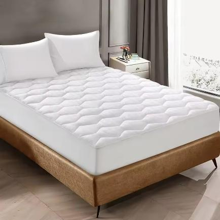 Wholesale Polyester Filling 5 Stars Hotel Mattress Topper for Mattress Down Bed Mattress