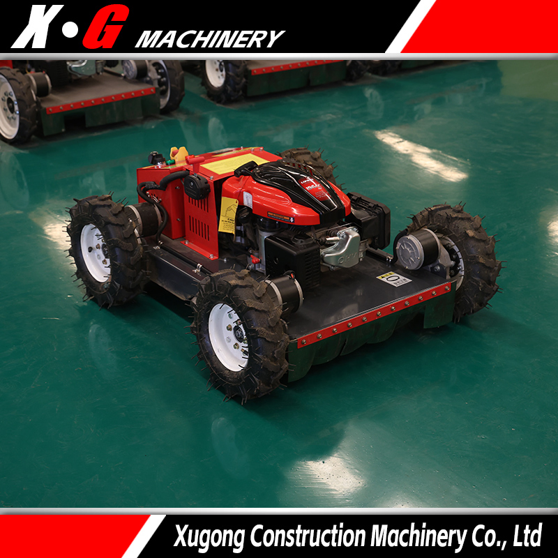 Радиоуправляемая газонокосилка для гольф-полей