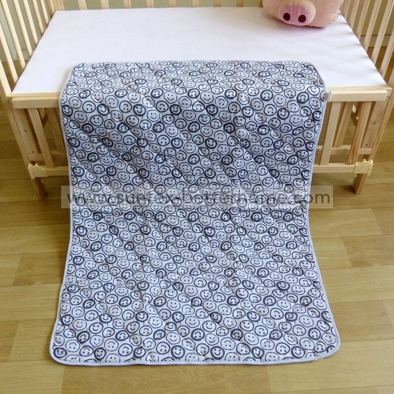 Luxuriously Soft 100% Jersey Cotton Baby Quilt for Ultimate Comfort