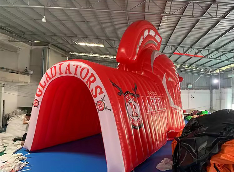 Boyi Inflatable Tunnel Entrance Fashion Design Inflatable Football Helmet for Sports Event