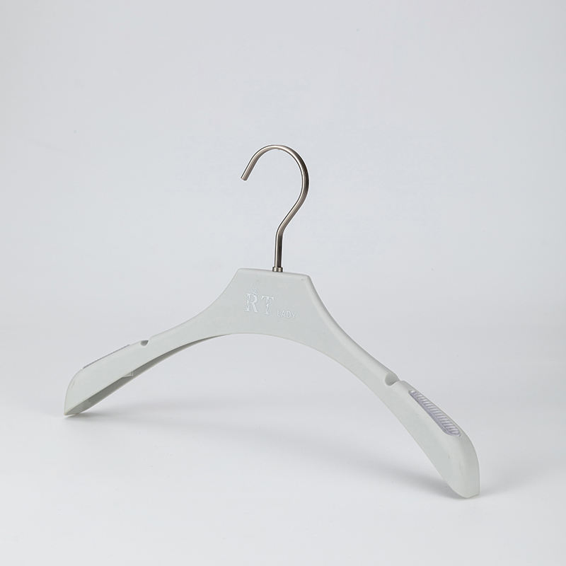 Wholesale Non Slip Clothes Velvet & Fabric Coat Hangers Velvet Suit Hangers for Clothing Store