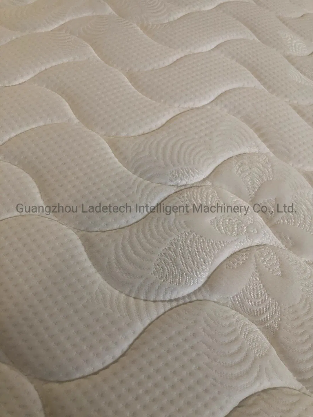 LDT-QTF02 High Class Thick Mattress Topper Multineedle Quilted Fabric