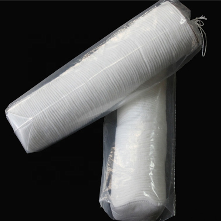 Round Cotton Wool Cosmetic Pads