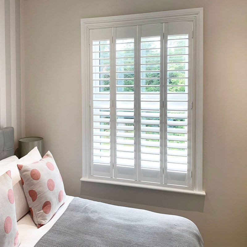 Painted Customized Window Shades High Quality PVC Window Covering Wooden Plantation Shutter for Wholesalers and Distributors Direct From China Factory