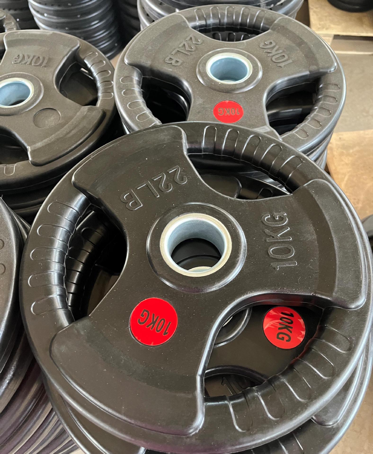 Диски чугунные с тремя отверстиями для штанги олимпийские