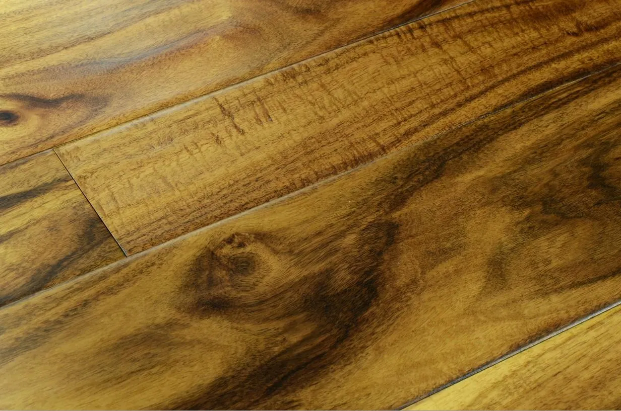Handscraped Solid Hardwood Floor (Hardwood Flooring)