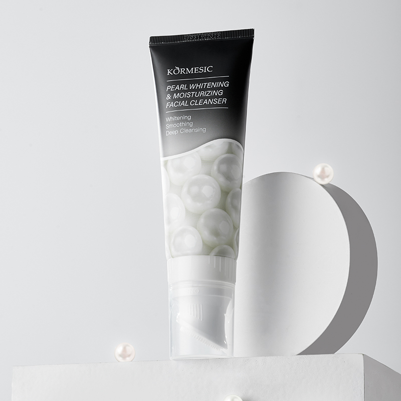 Pearl Infused Brightening Facial Cleanser for Radiant Skin