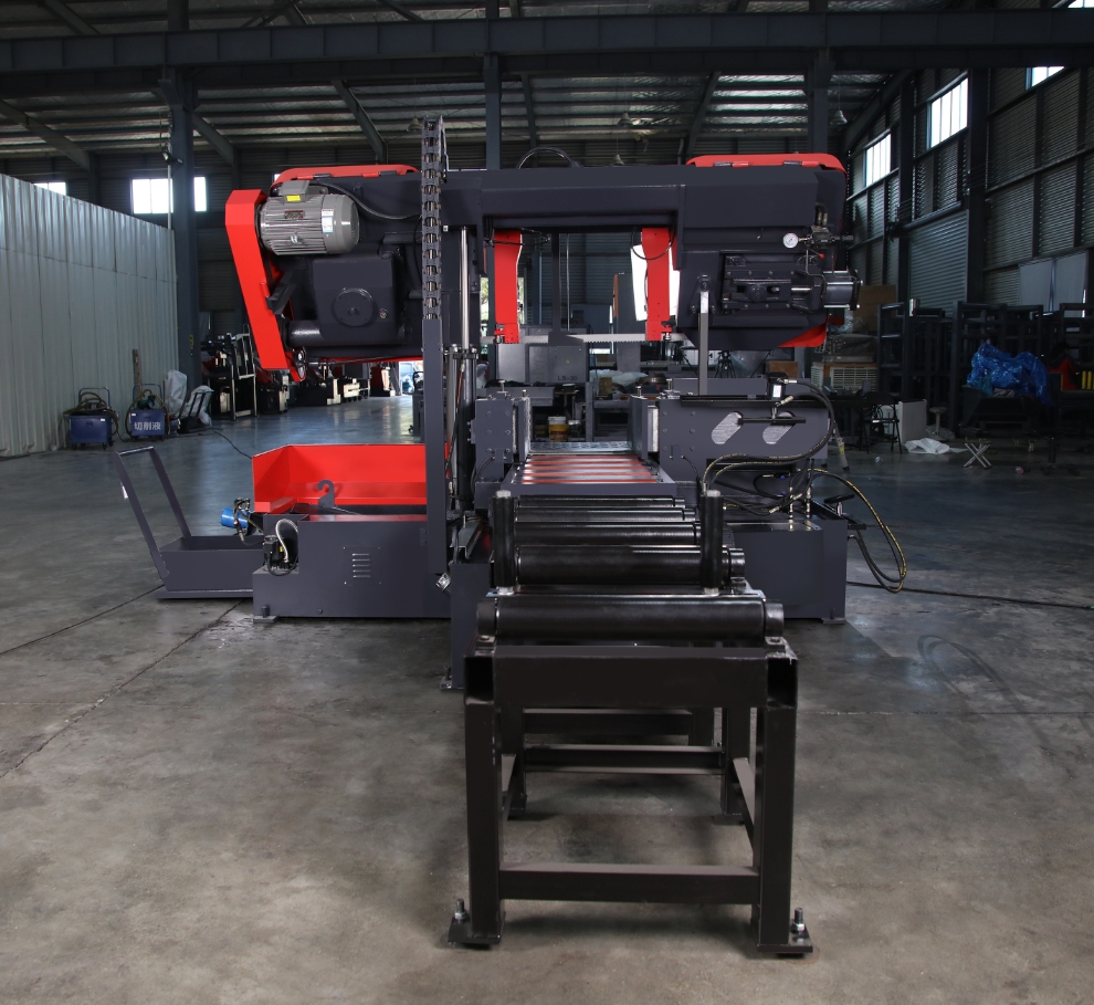 Ленточная пила по металлу полуавтоматическая гидравлическая угловая