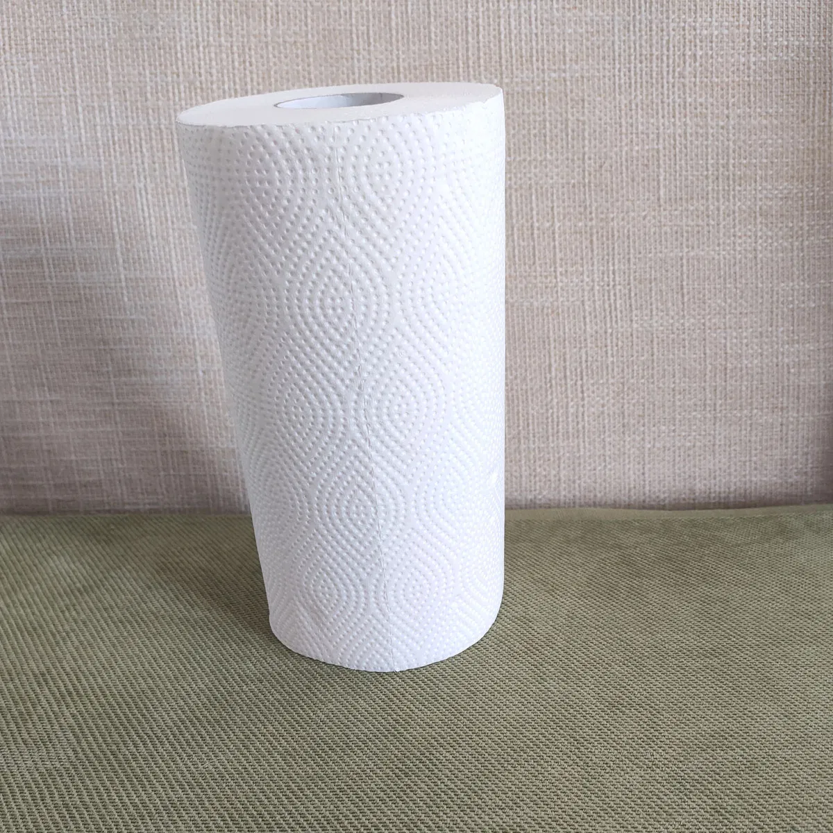 Easy Install Premium Quality Kitchen Paper Roll Towel Paper