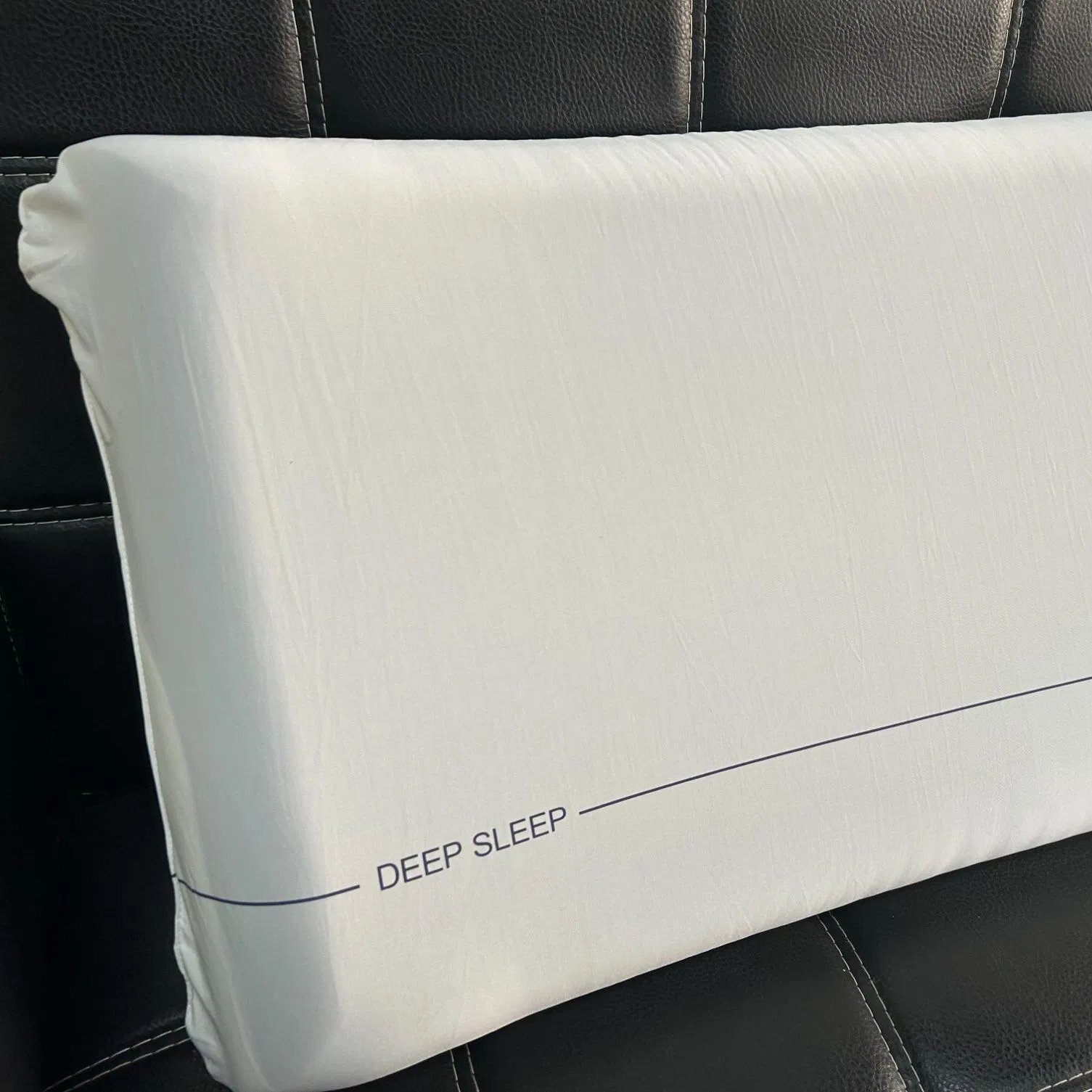 Soft Slow Rebound Zero Pressure Memory Foam Pillow