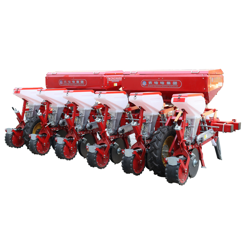 Пневматическая сеялка для кукурузы на 6 рядов