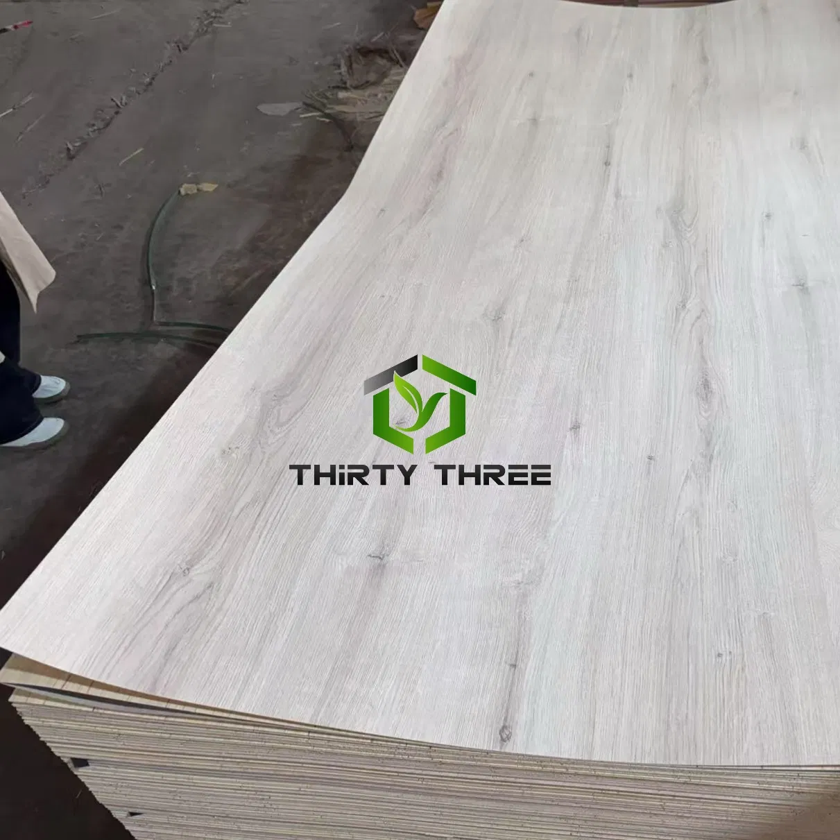 Custom Colors Purchase High-Quality Melamine Recon Plywood Furniture Board for Kitchen Cabinet