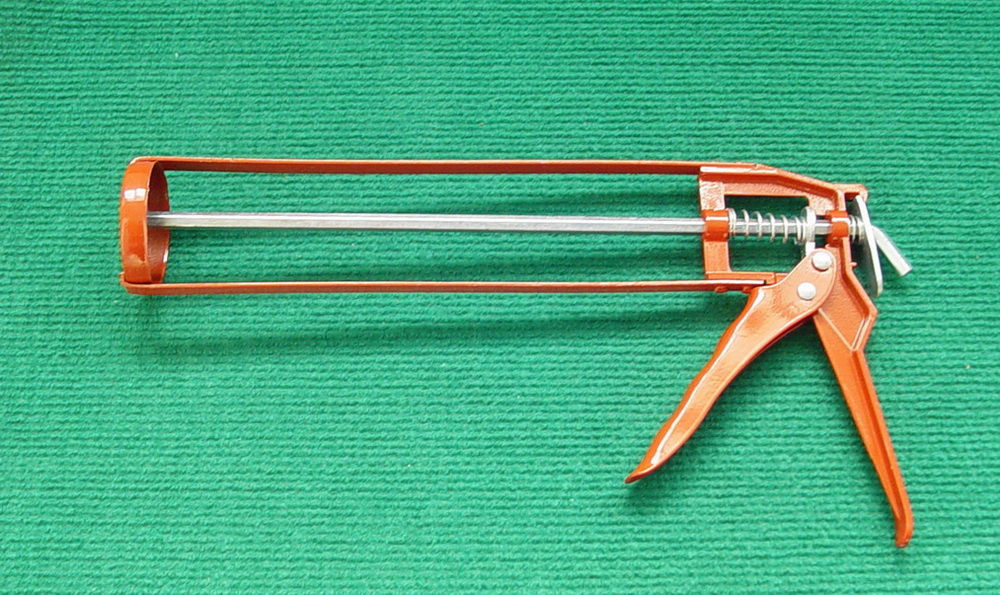 Two Shanks Caluking Gun Ls 787