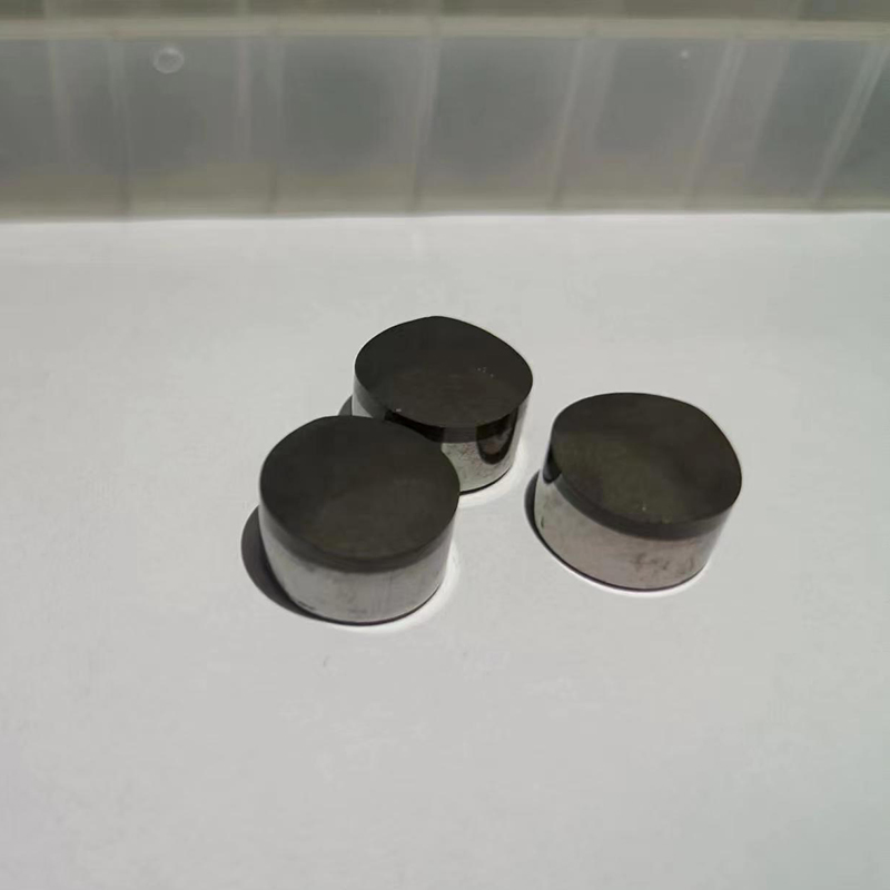 PDC-резцы для бурения 1304, 1308, 1613, 1913