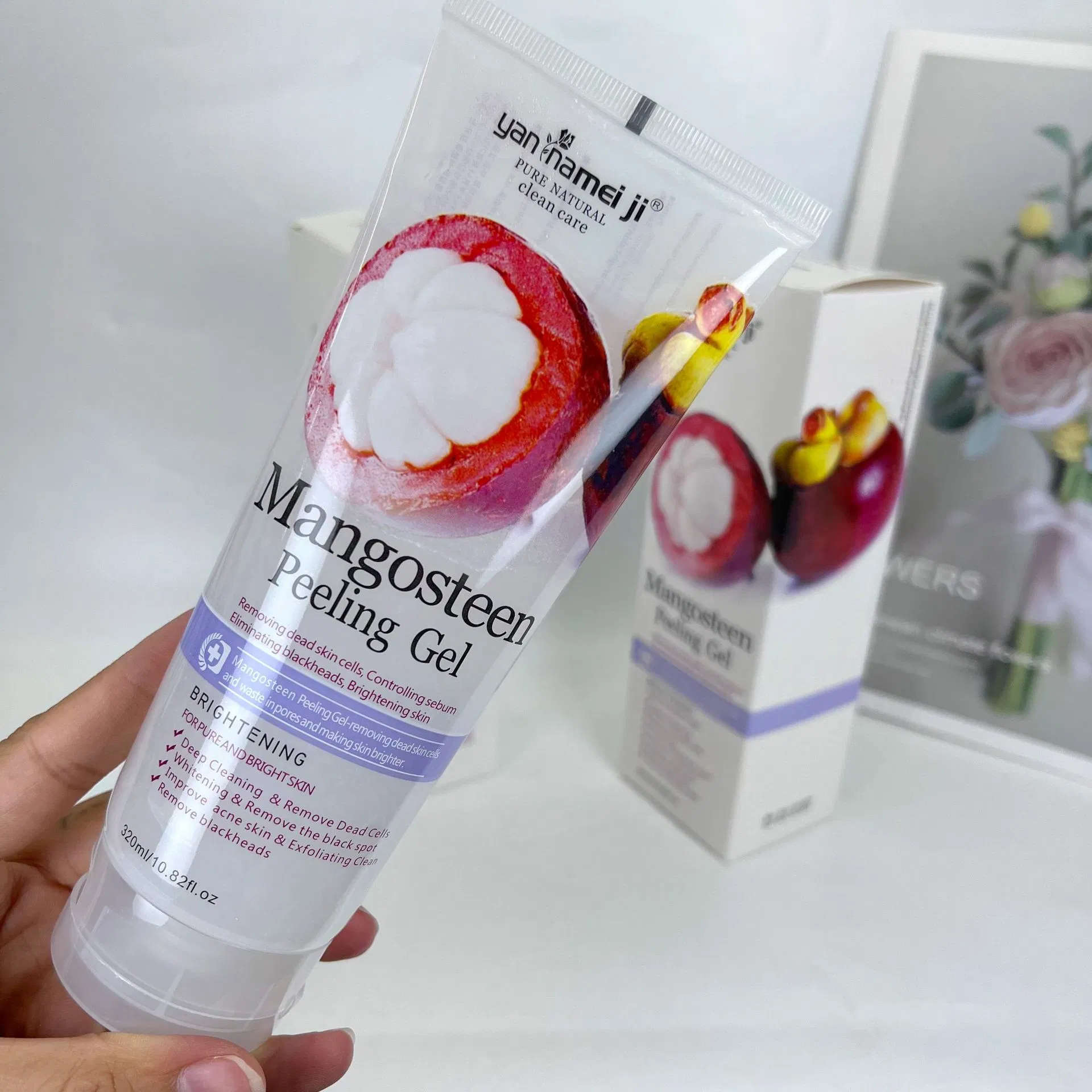 Skin Care Peeling Gel with Moisturizing and Exfoliating Properties Dead Skin Removal Cleanser