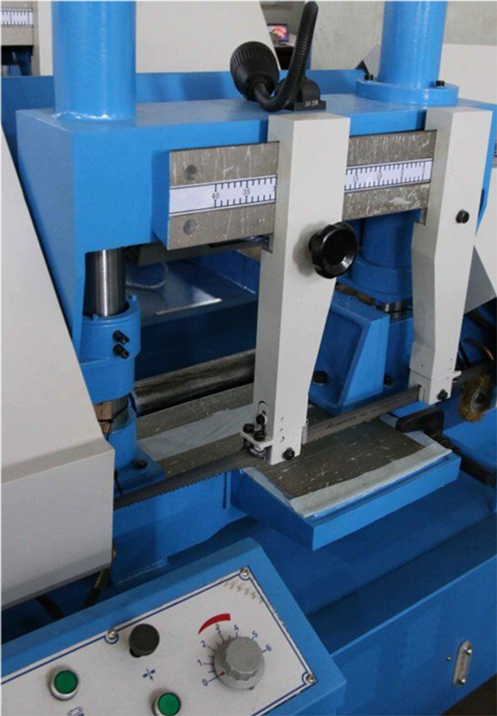 Станок ленточнопильный горизонтальный автоматический по металлу GB4240