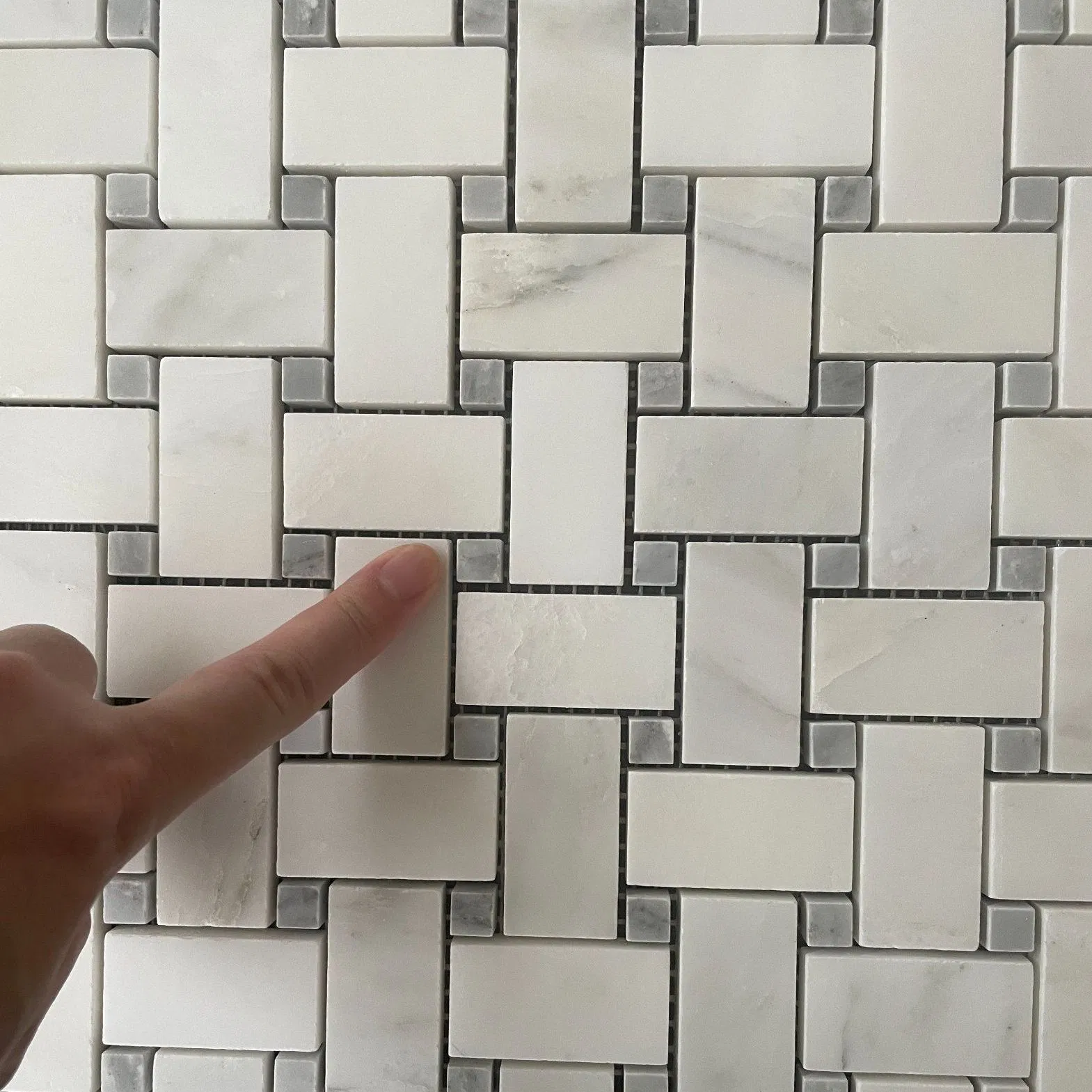 Мозаика Basket Weave из мрамора для пола и стен