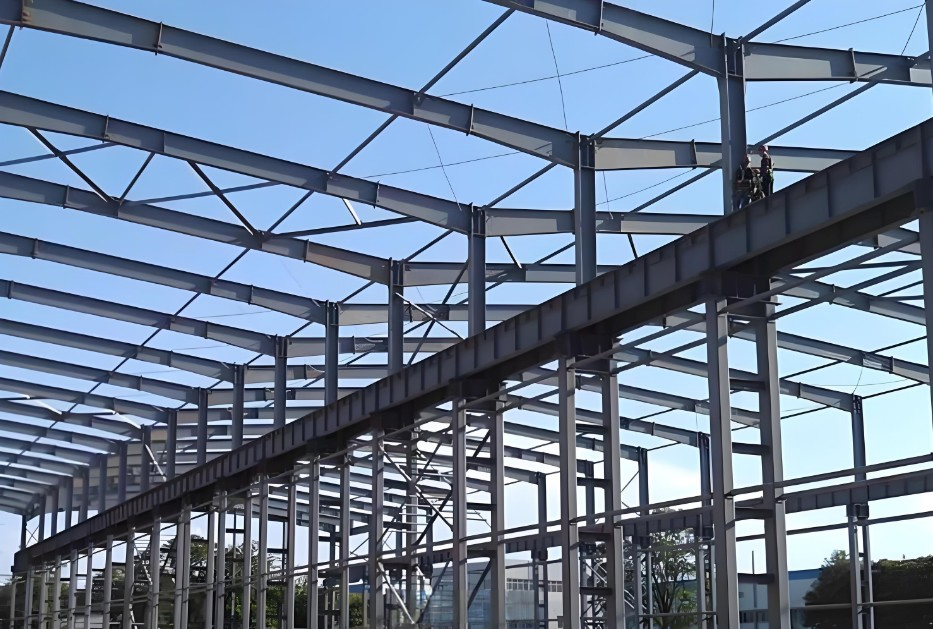 Flexible Customized C. Z Shape Channel Garage Warehouse Industrial Shed Steel Structure Metal Building