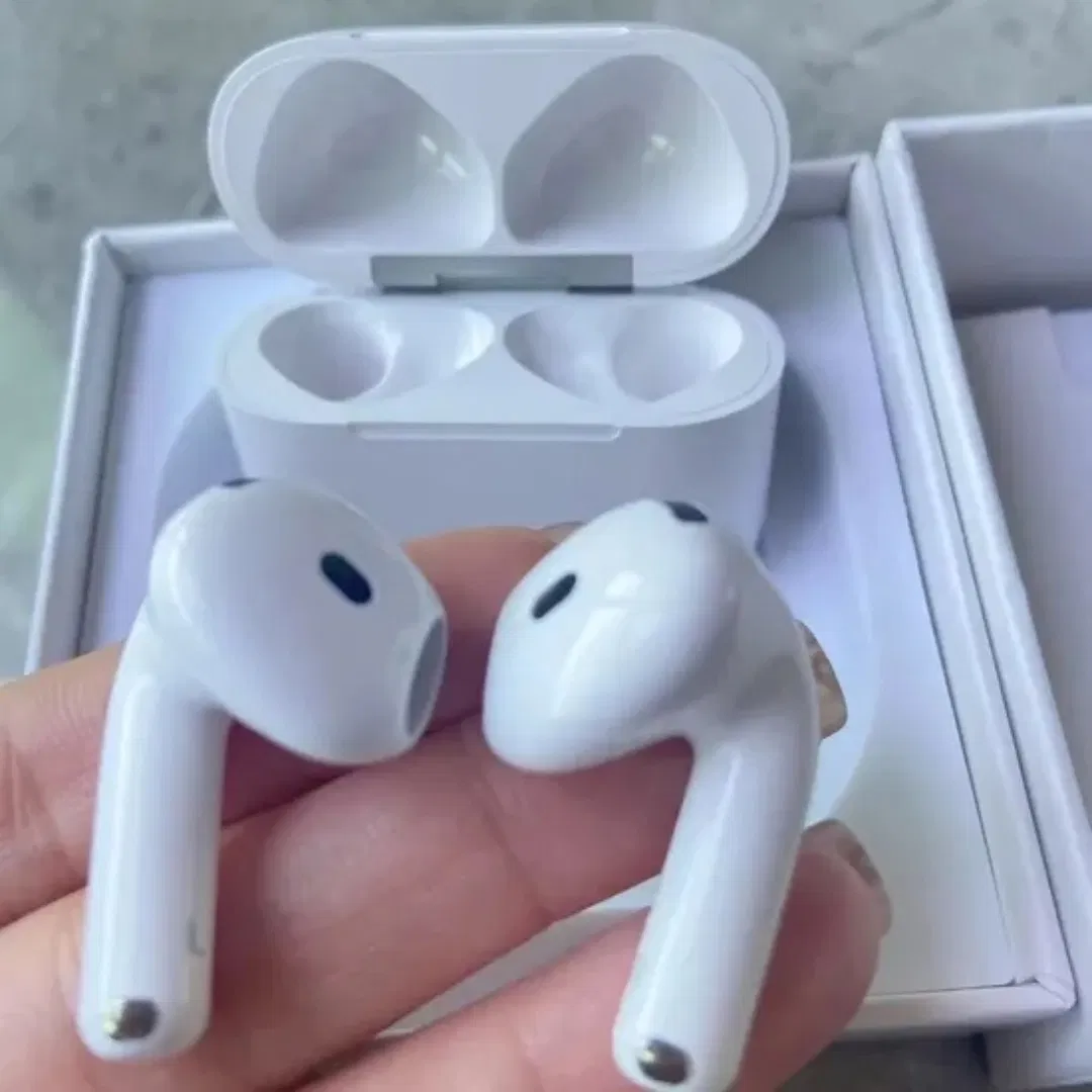 Noise Cancelling Headset Earbud Hot Selling New Arrival 1: 1 Wholesale Bluetooth Earbuds Air 4 Wireless Headphones Earphone