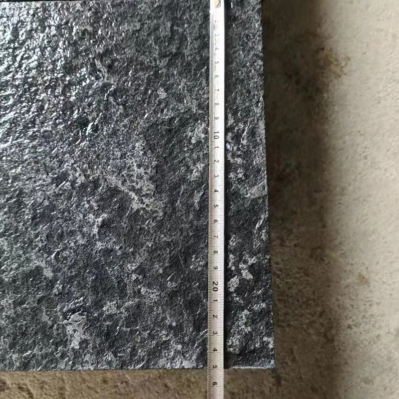 Flamed/ Natural Zp Black Basalt Driveway Paving/Paver Stone for Outdoor Decoration