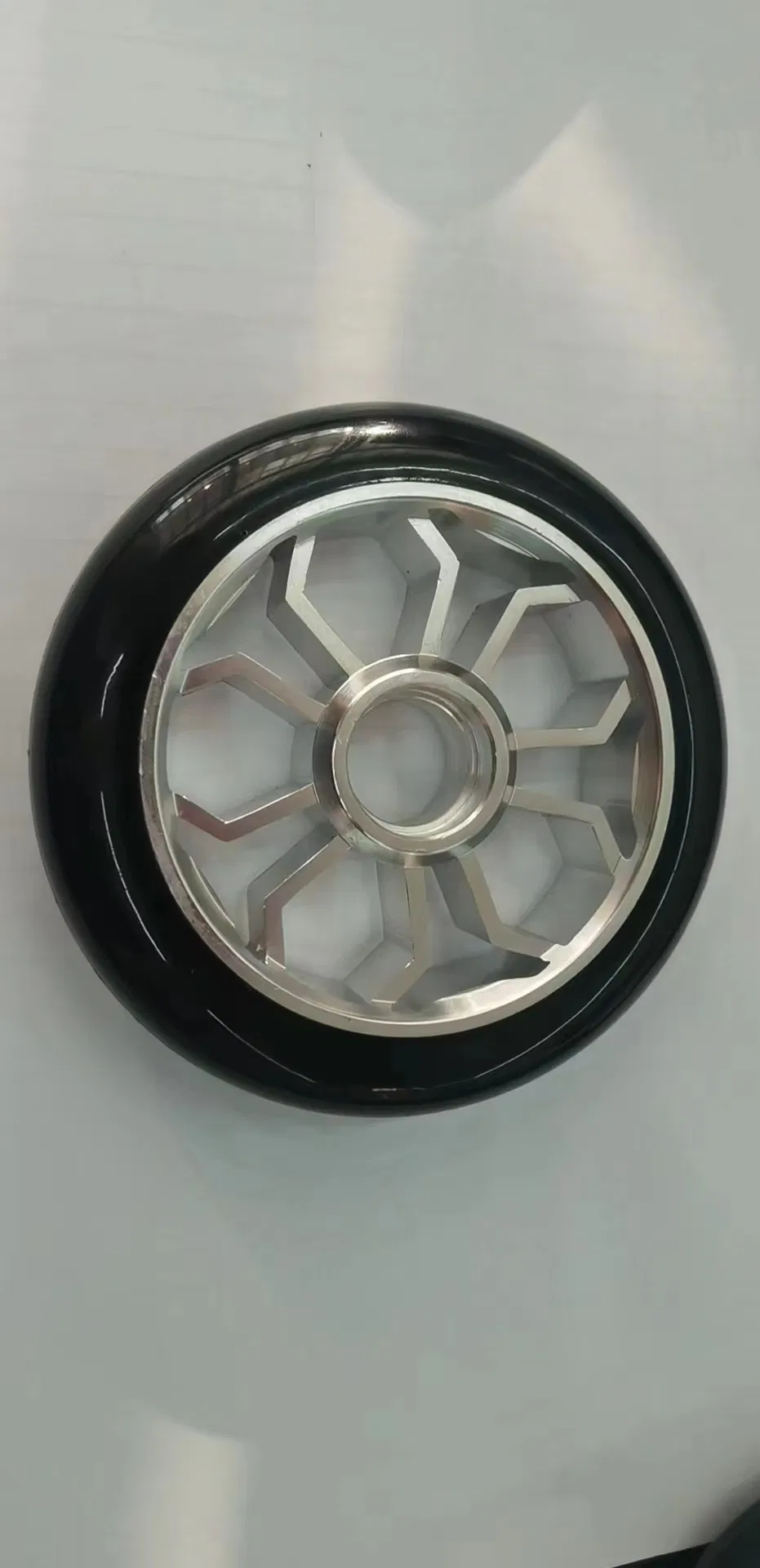 100mm aluminum core wheel for castor skates