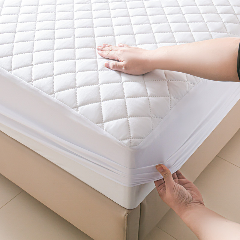 Supersoft Microfiber 70GSM Ultrasonic Embossing Quilted Fitted Type Waterproof Mattress Cover