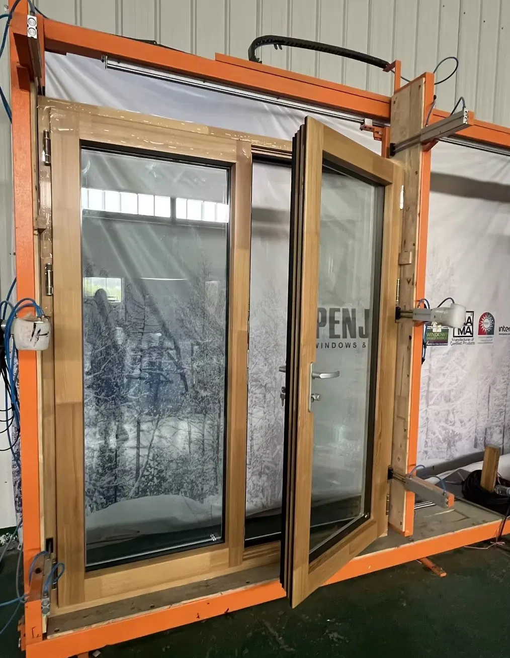 Penjoy European Modern Door Triple Glazed Glass Aluminum Clad Wood French Doors